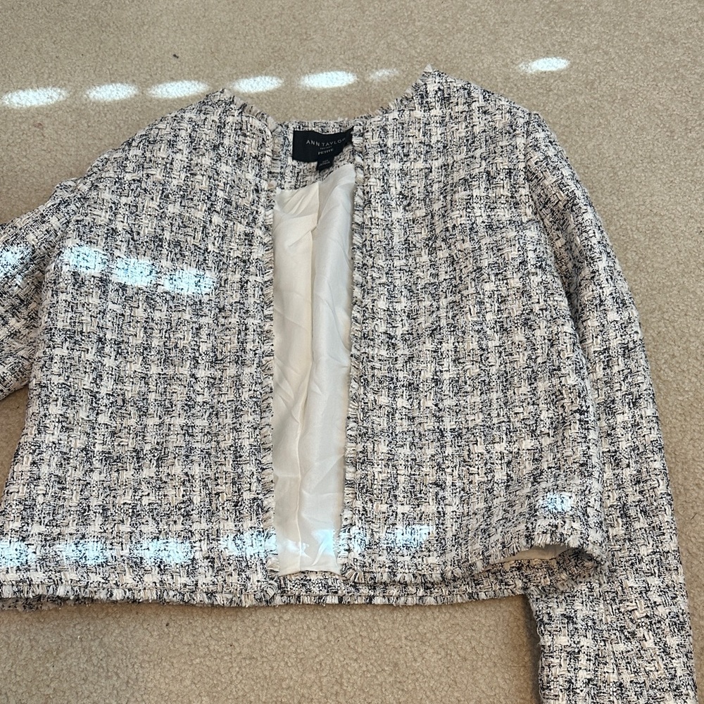 Ann Taylor Women's Classic Tweed Blazer